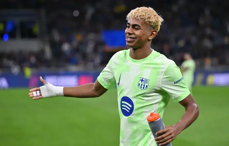 Lamine Yamal reveals two ‘iconic’ Premier League stadiums he dreams to play in
