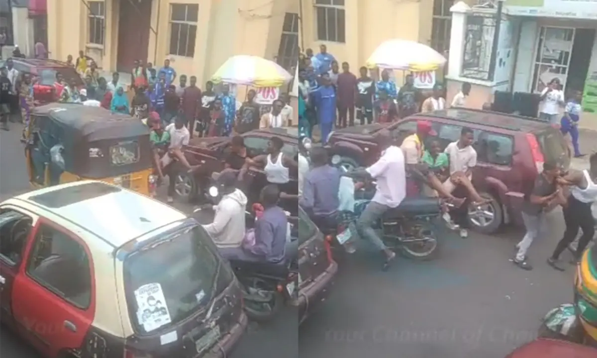 No fewer than three persons sustained varying degrees of injuries following an armed robbery attack in Ibadan, the Oyo State capital, on Wednesday morning. DAILY POST gathered that the incident occurred at approximately 11:30 am in the Mokola area of the city, when a group of armed robbers stormed a shop. According to eyewitness accounts, the victims were about to enter the store to purchase provisions meant for retail when they were attacked. The assailants reportedly carted away an undisclosed sum of money during the raid. The injured individuals were swiftly taken to a nearby hospital for medical attention. Confirming the incident, the Public Relations Officer of the Oyo State Police Command, Adewale Osifeso, said that an investigation into the matter had commenced. “Good evening Sir. Investigation has commenced. Updates would be communicated accordingly, please,” Osifeso stated in response to an enquiry. Further updates are expected as police continue their investigation into the attack.