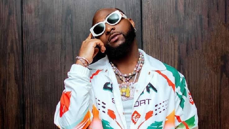 Davido Thrills Guests at Anambra Burial Ceremony with Performance