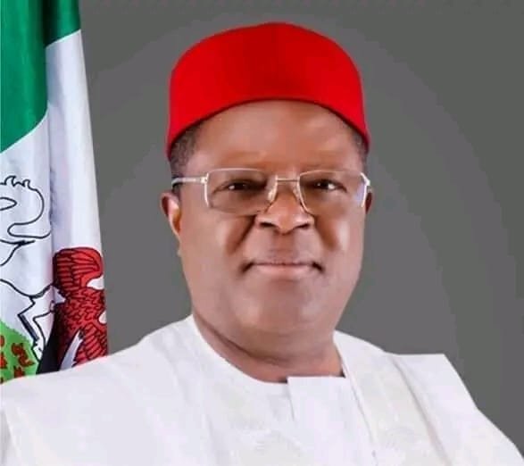 Umahi set clear  expectations for contractors 